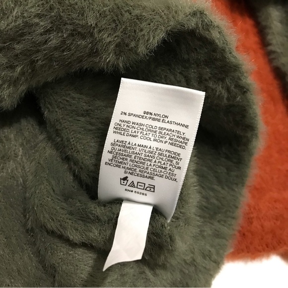 Express Green Crewneck Fluffy Sweater Size Small - Picture 7 of 8